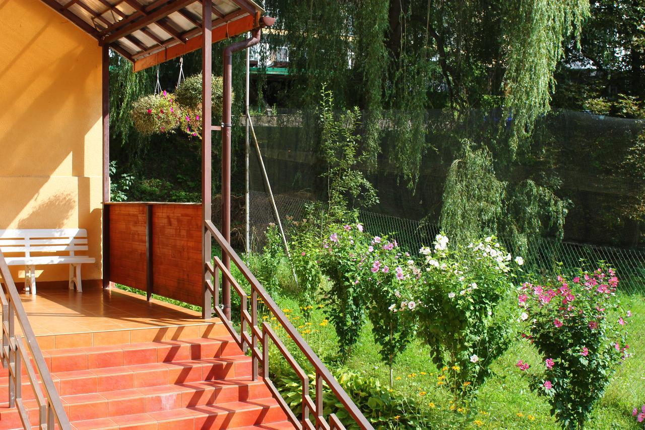 Hotel Gortenziya à Polyana  Extérieur photo
