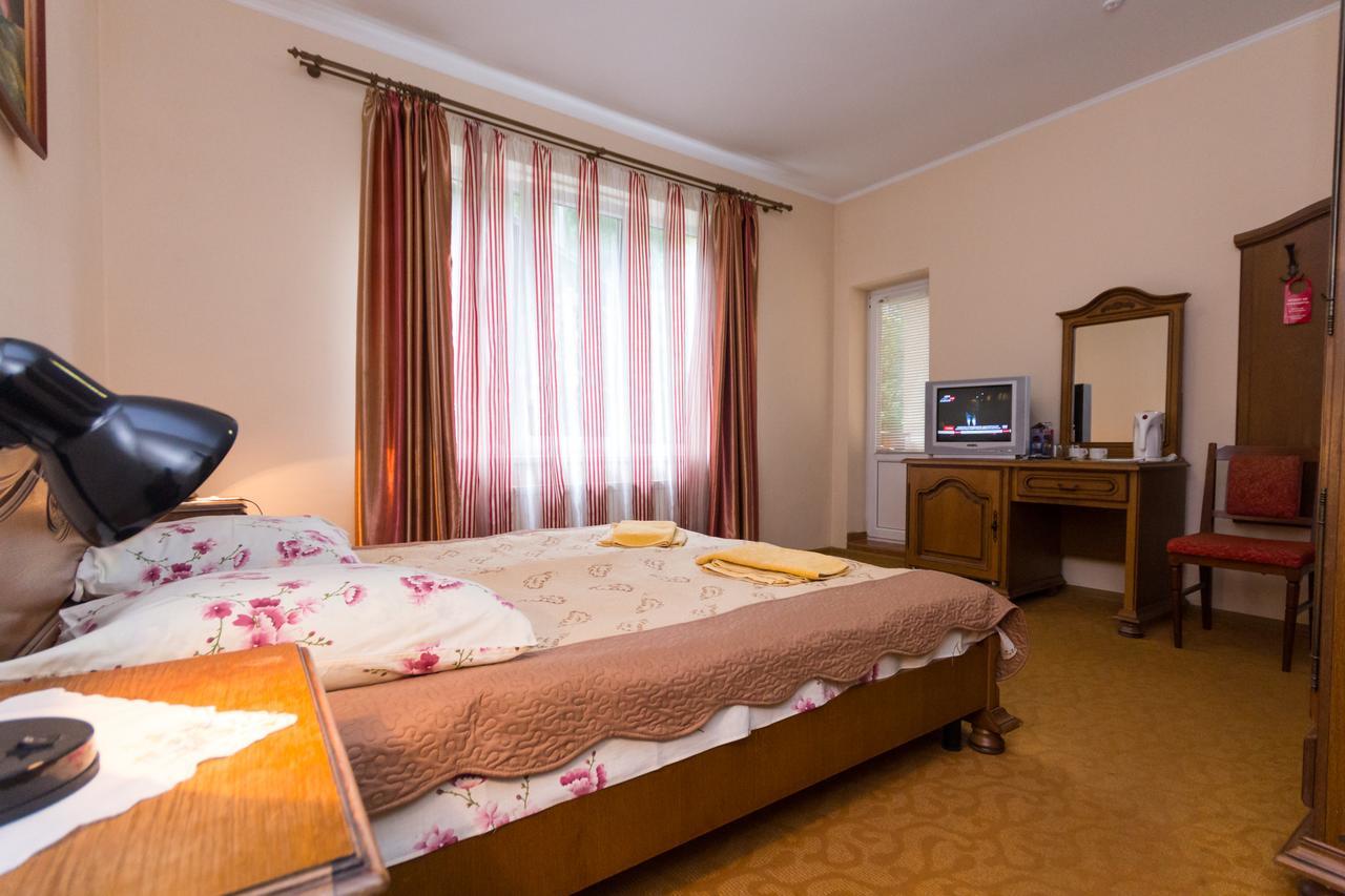 Hotel Gortenziya à Polyana  Extérieur photo